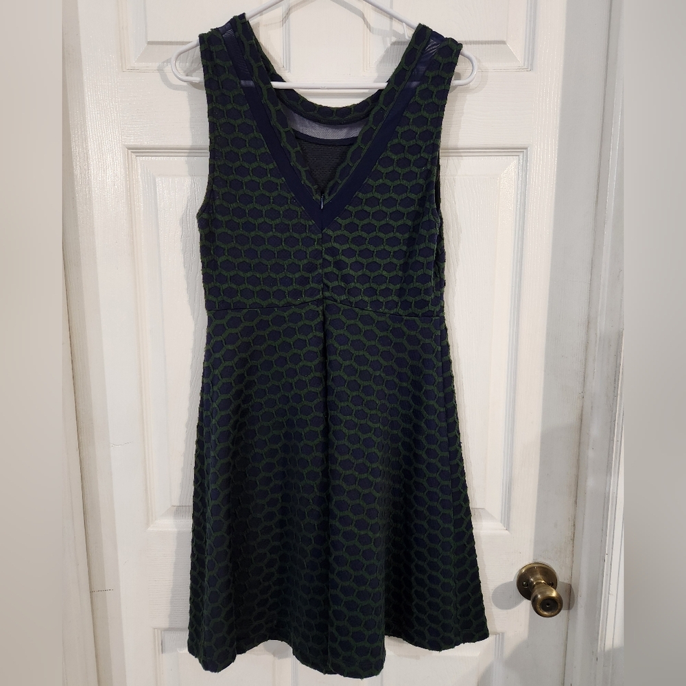 Pixley Blue and Green Casual Dress With Honeycomb Textured Pattern - Picture 4 of 12